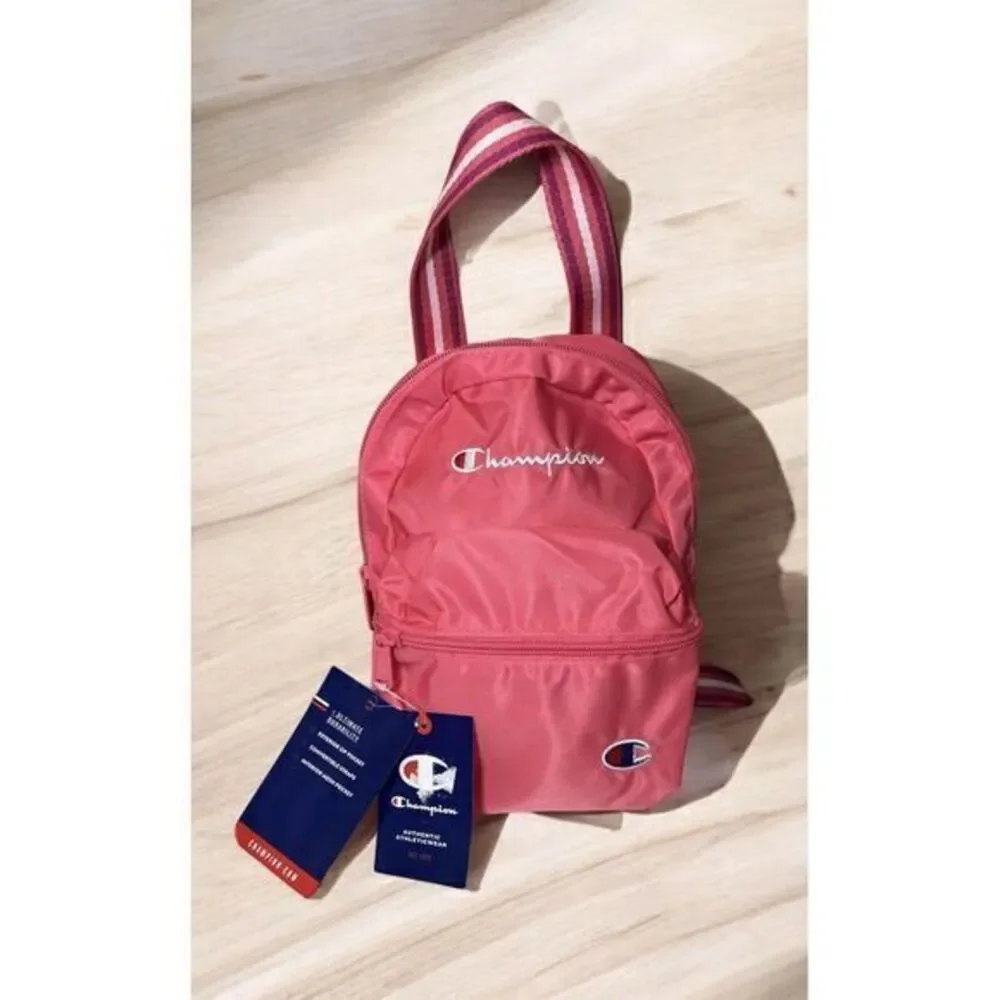 Champion Mini Backpack‎ Pink White Zipper Pockets Adjustable Straps Logo